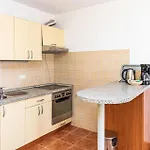 Beautiful Apartment In Okrug Gornji Traù